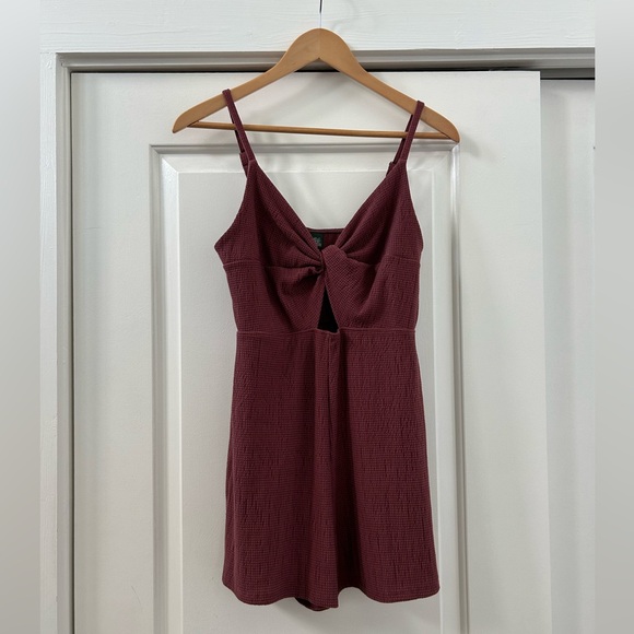 Wild Fable Romper with Cut Out Maroon - Size Small - Picture 1 of 4